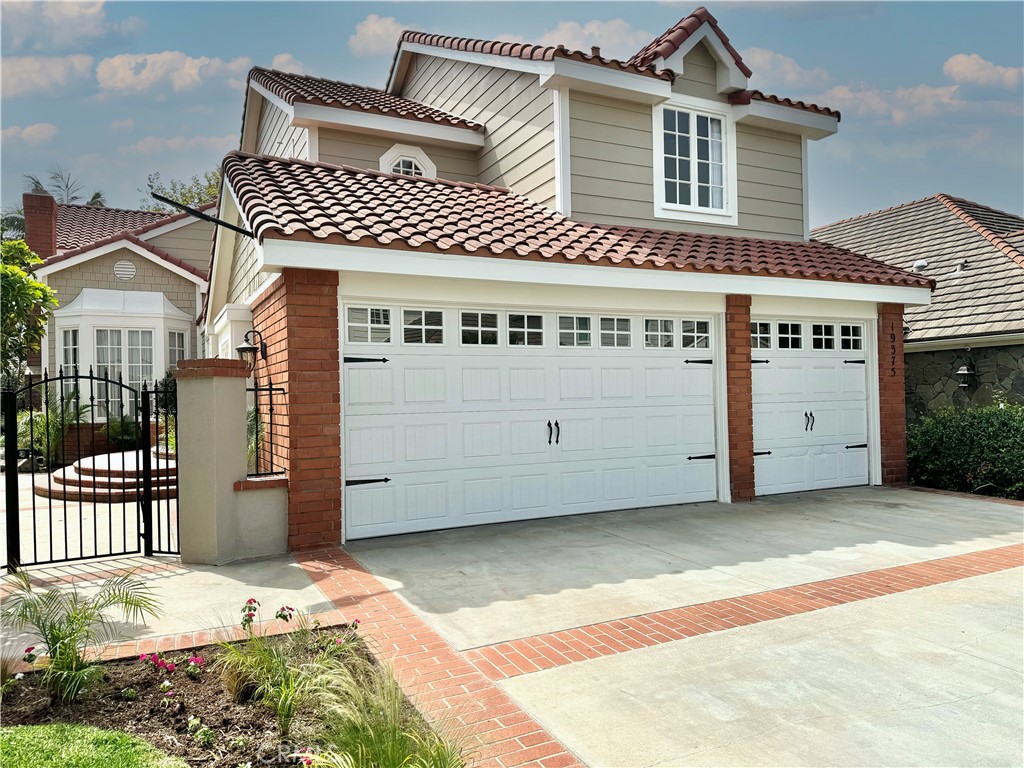 19375 Woodlands Drive