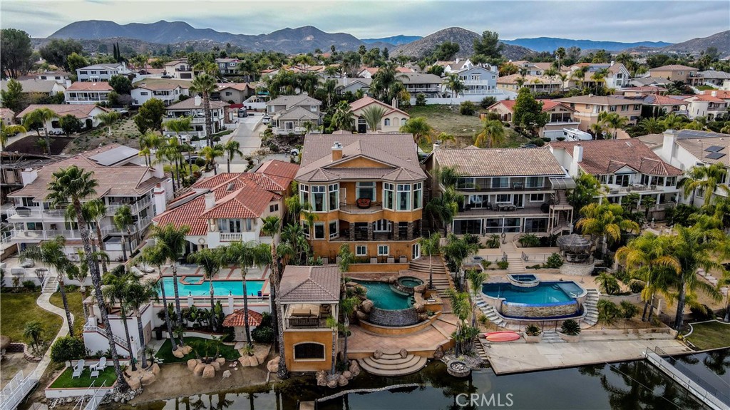 23180 Gray Fox Drive