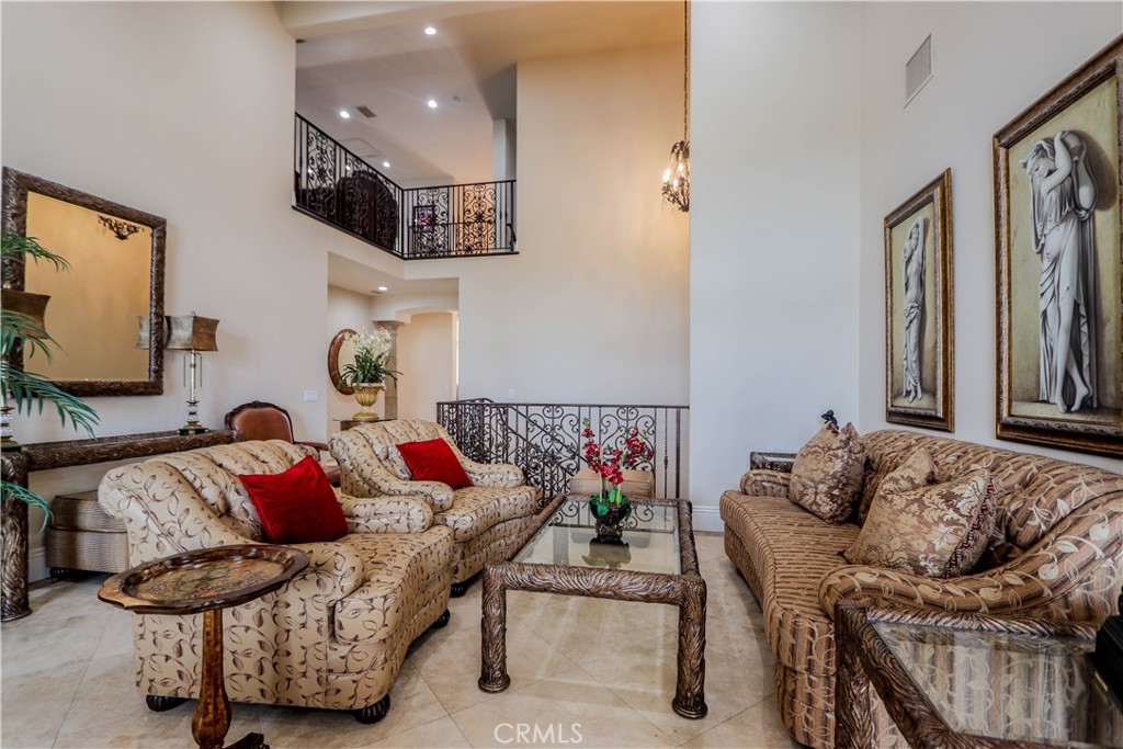 23180 Gray Fox Drive