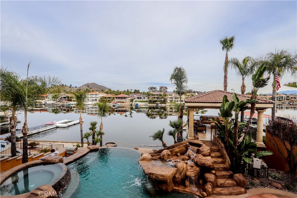 23180 Gray Fox Drive