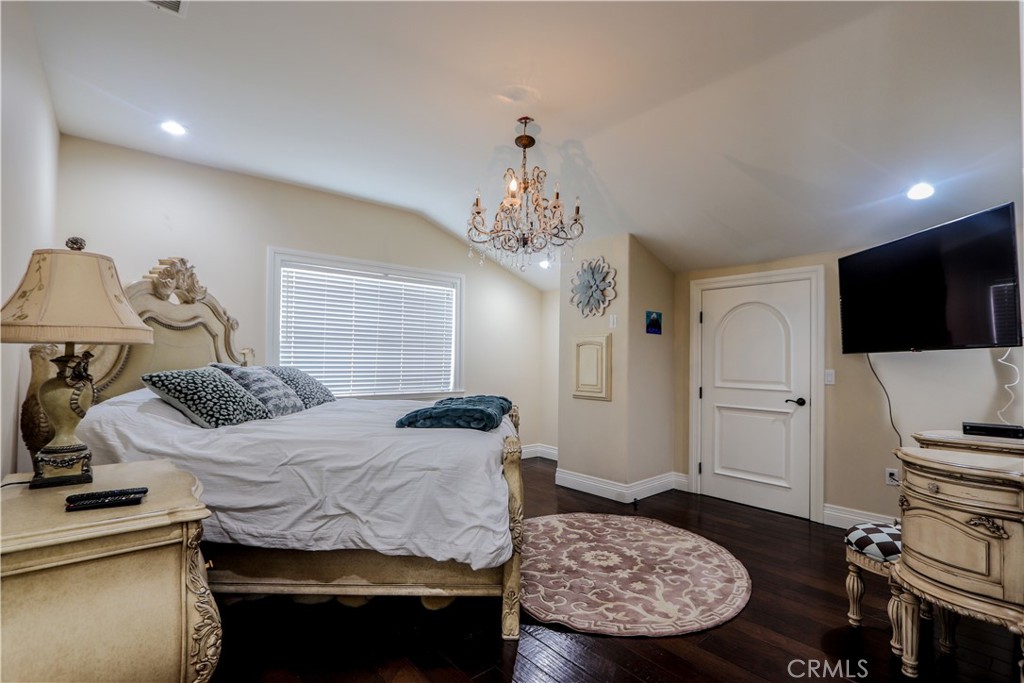 23180 Gray Fox Drive