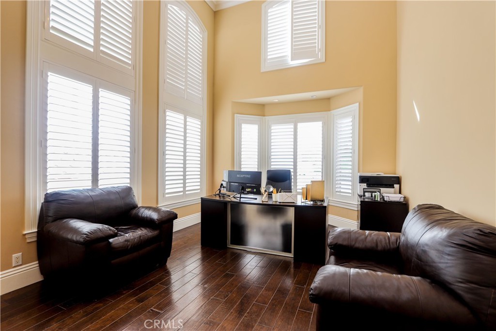 23180 Gray Fox Drive