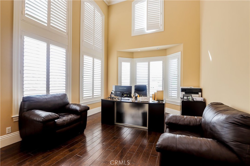 23180 Gray Fox Drive