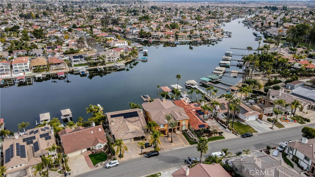 23180 Gray Fox Drive