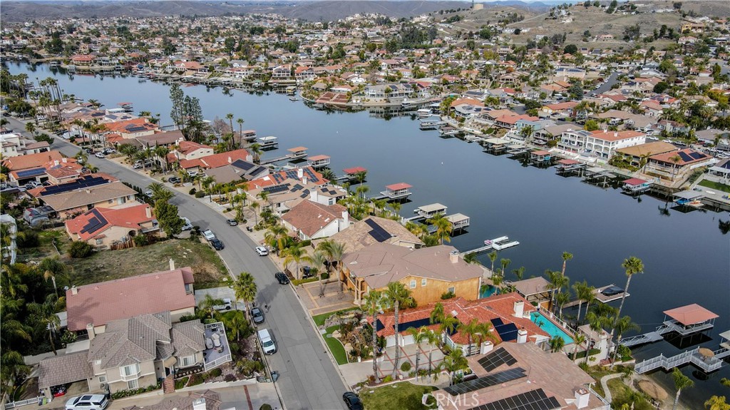 23180 Gray Fox Drive