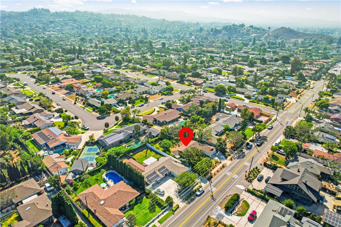 1281 La Colina Drive