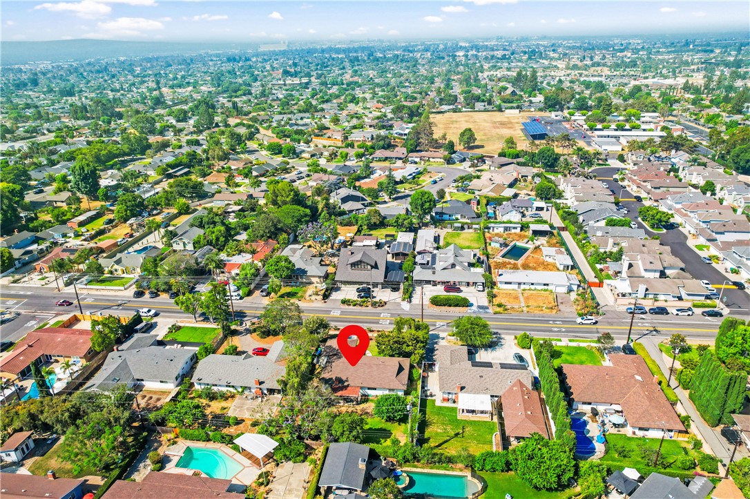 1281 La Colina Drive