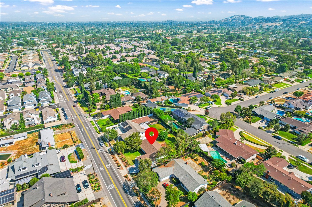 1281 La Colina Drive
