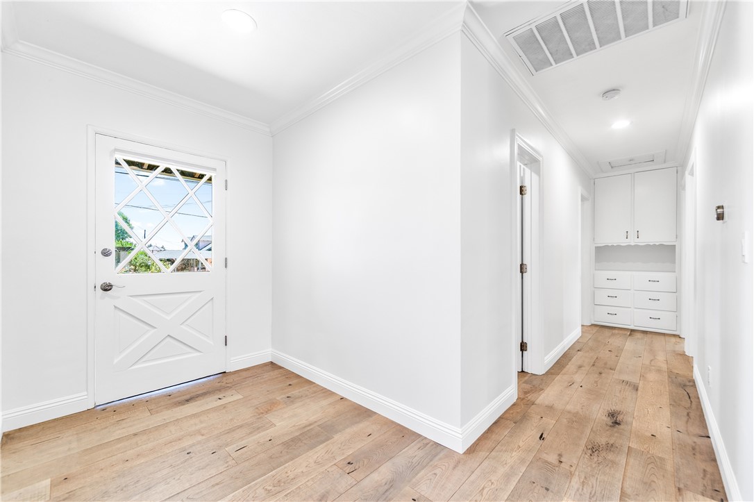 1281 La Colina Drive