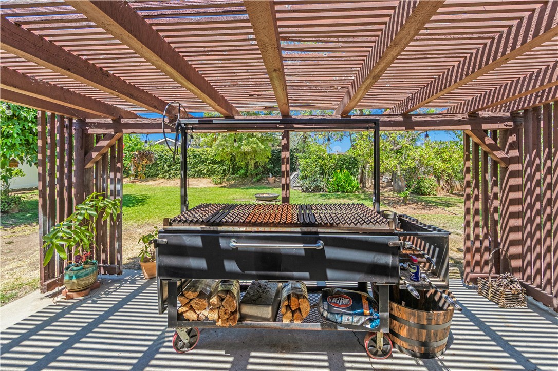 1281 La Colina Drive