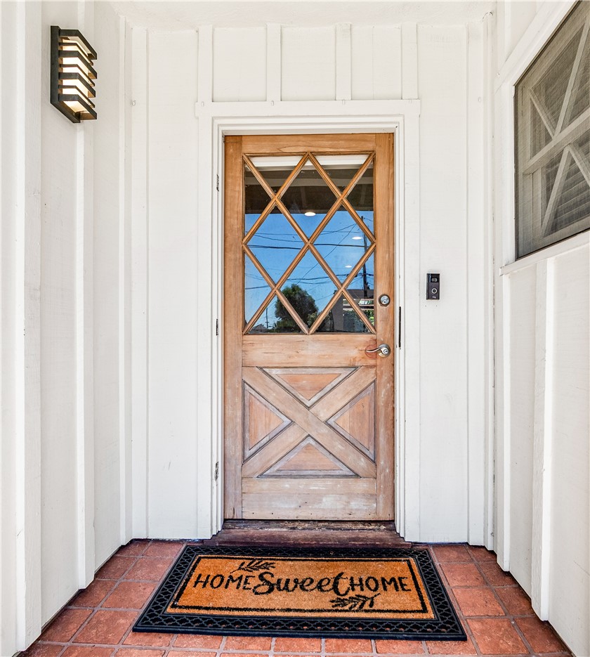 1281 La Colina Drive