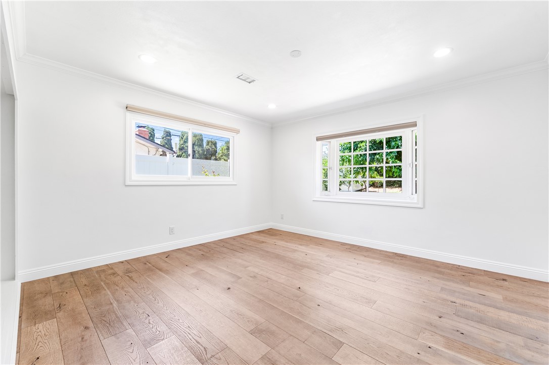 1281 La Colina Drive