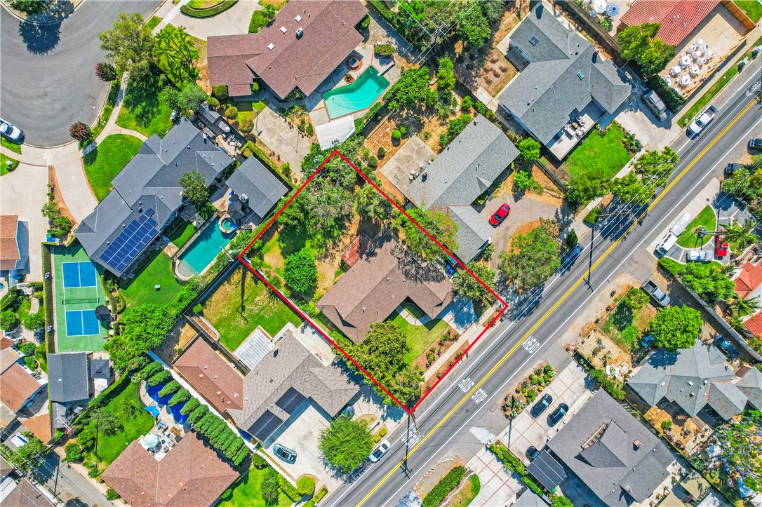 1281 La Colina Drive