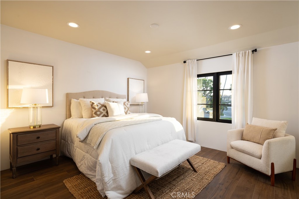 19466 Woodlands Drive