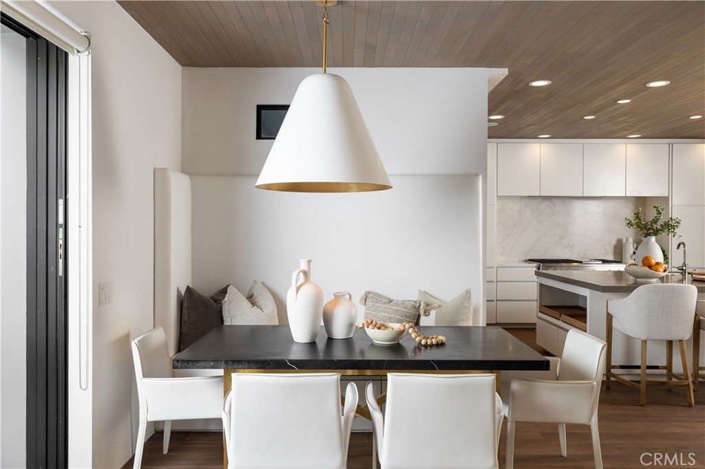 19466 Woodlands Drive