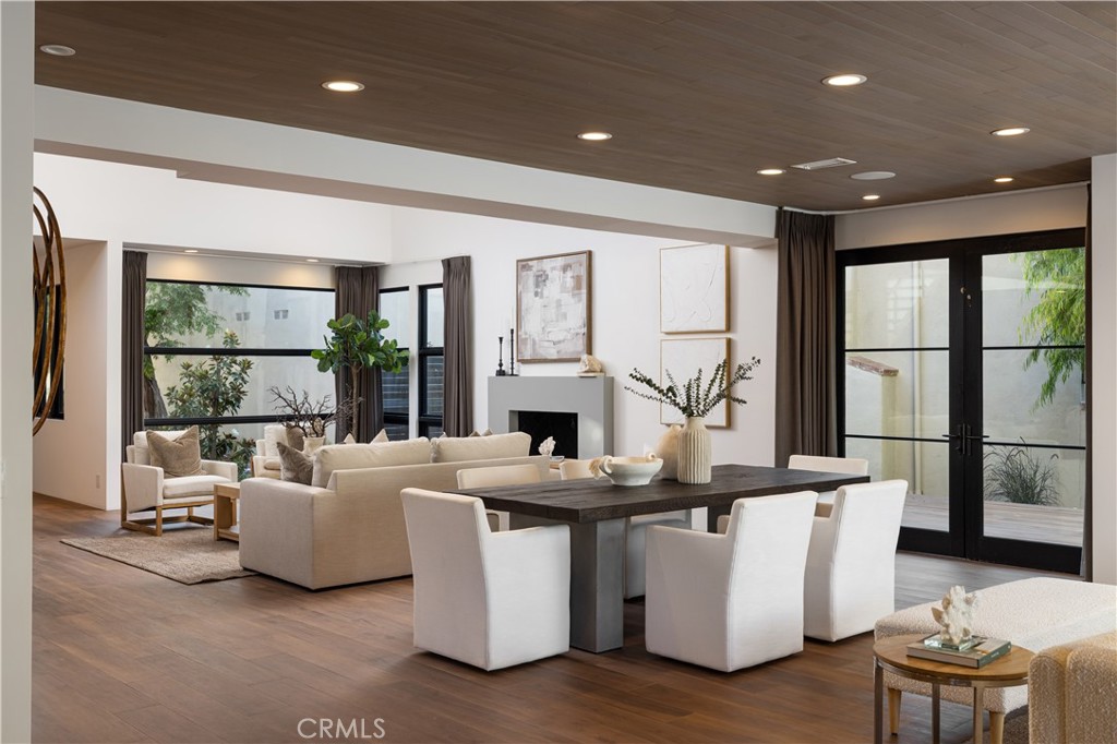 19466 Woodlands Drive