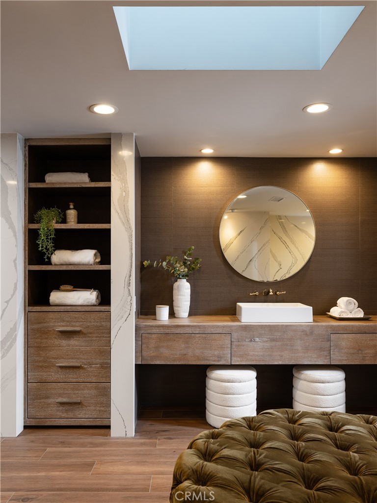 19466 Woodlands Drive