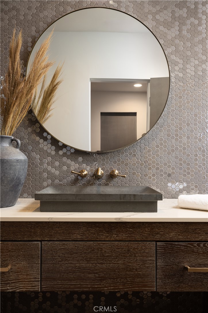 19466 Woodlands Drive