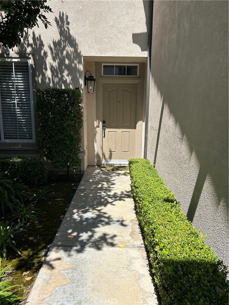 7057 Trestles Court