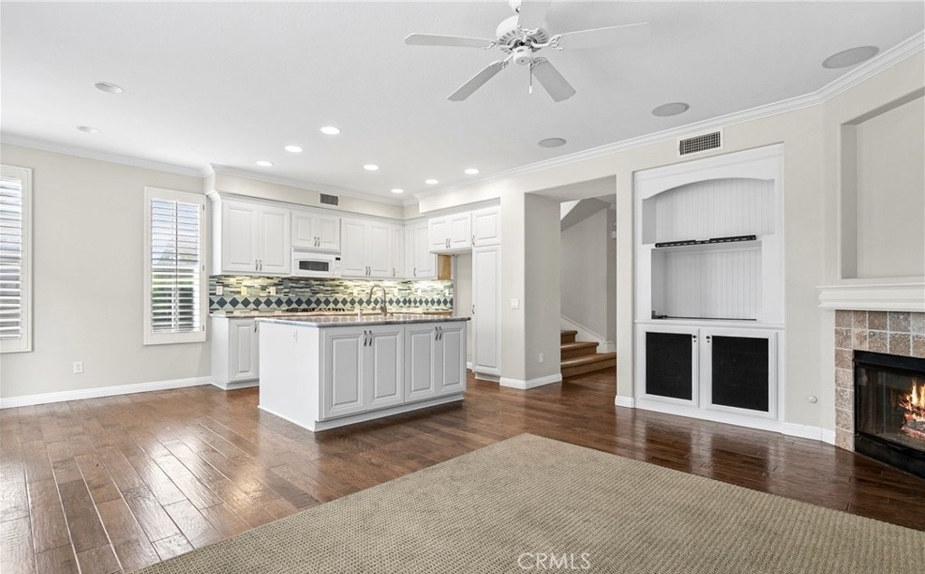 7057 Trestles Court