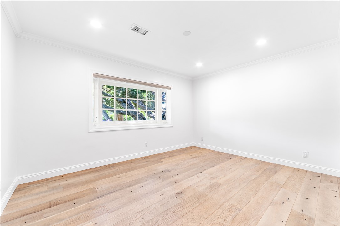 1281 La Colina Drive