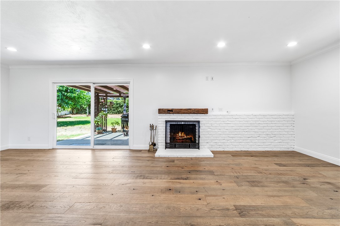 1281 La Colina Drive