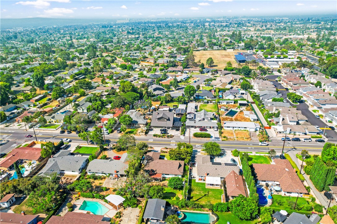 1281 La Colina Drive