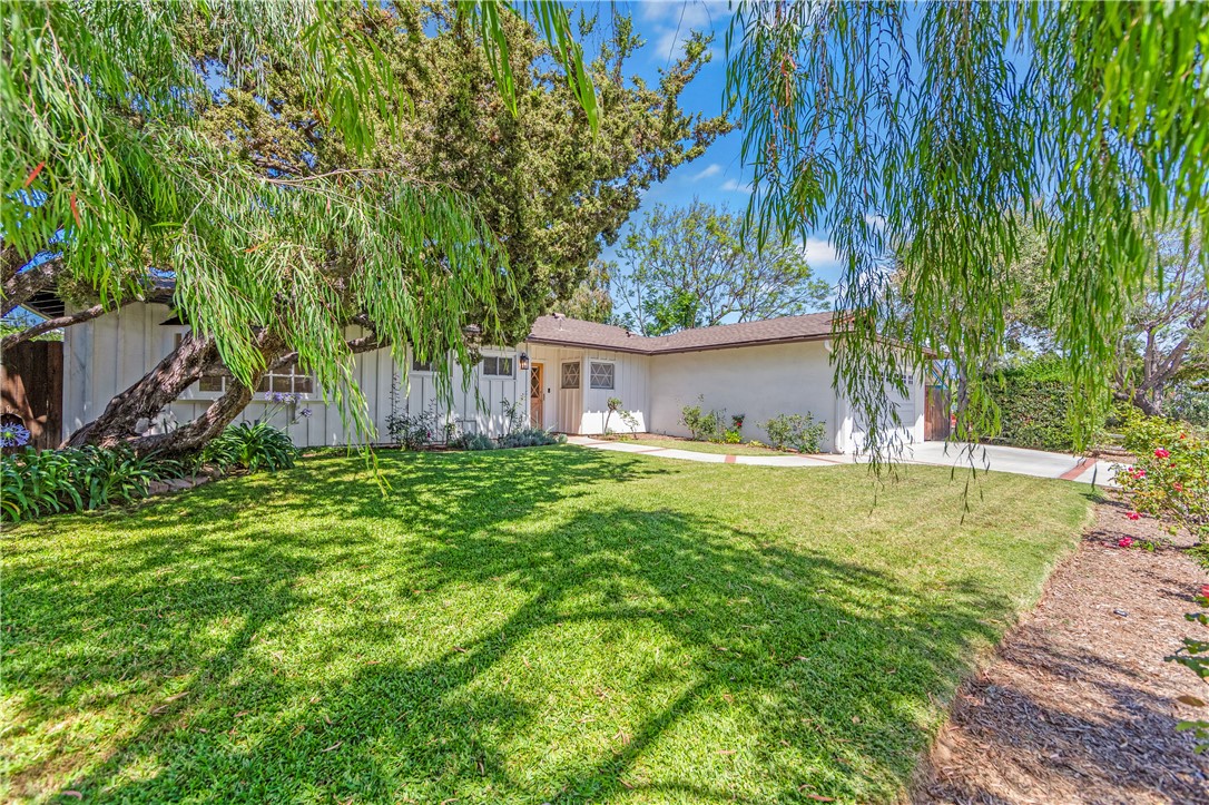 1281 La Colina Drive