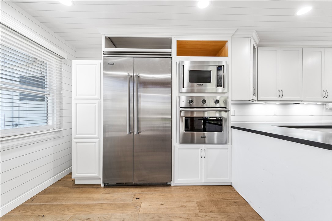 1281 La Colina Drive