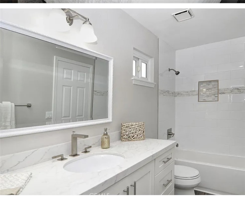 211 8th Street