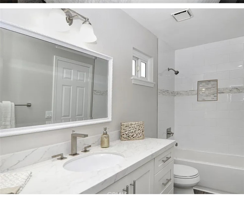 211 8th Street
