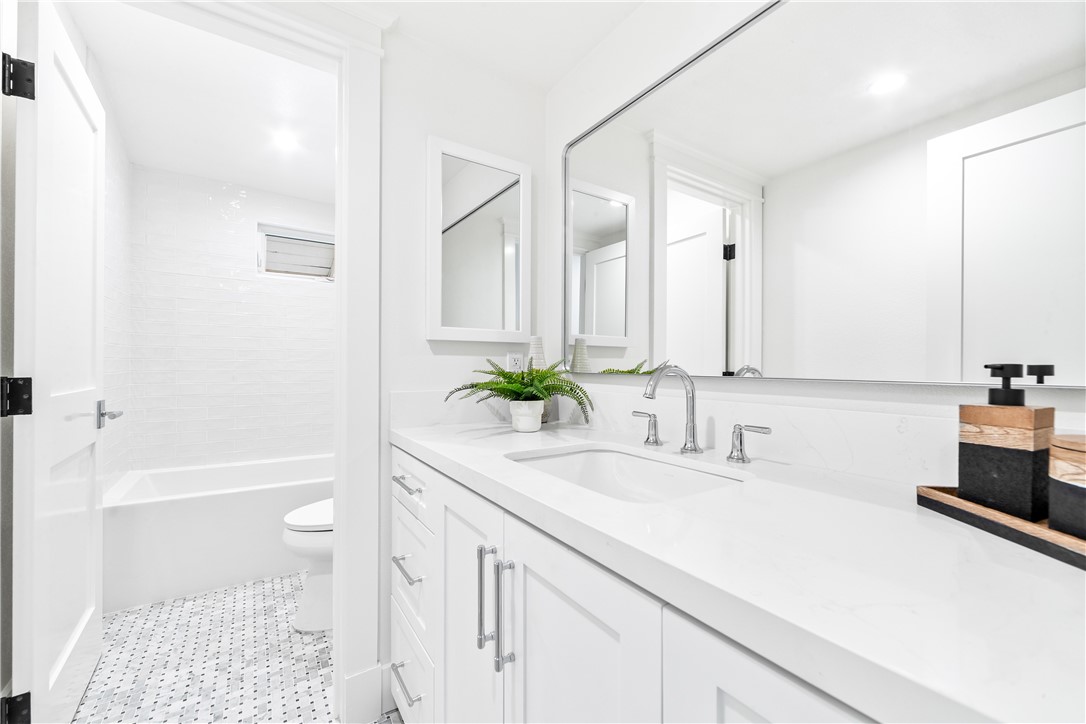 6781 Lawn Haven Drive