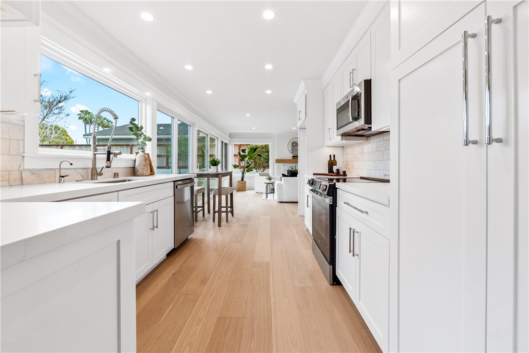 6781 Lawn Haven Drive