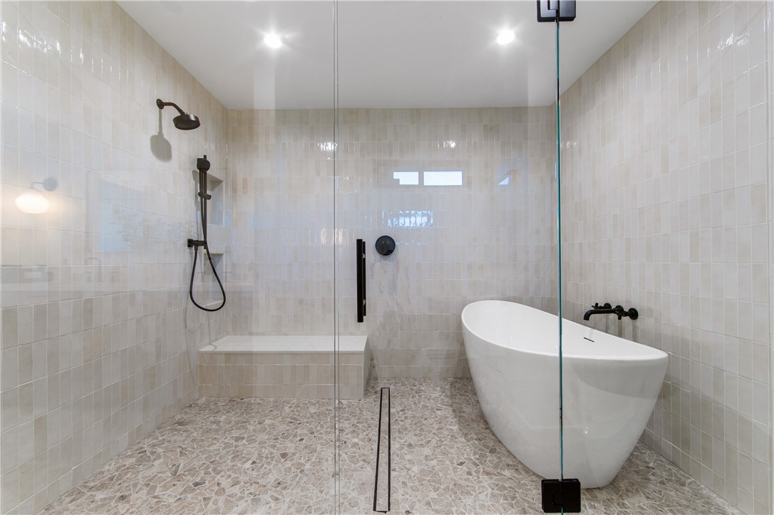 19321 Manor Point Circle