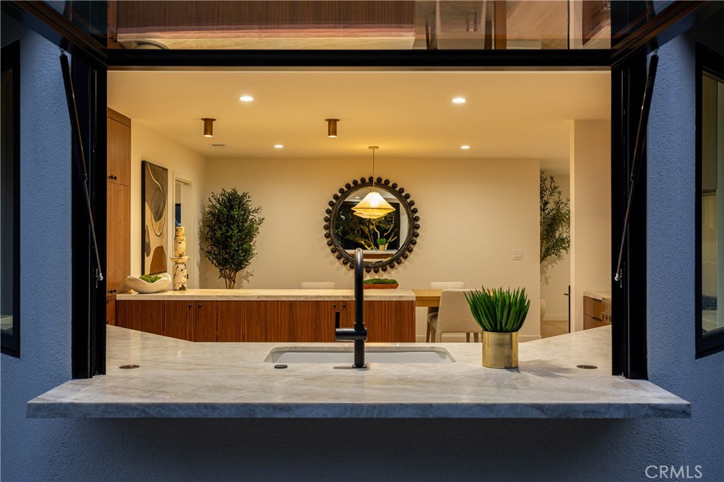 19321 Manor Point Circle