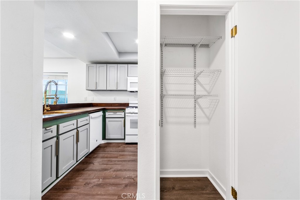 501 77 Stone Harbor Circle