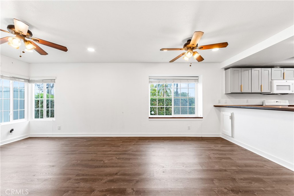 501 77 Stone Harbor Circle