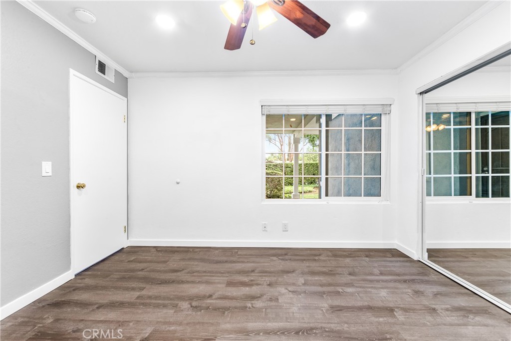 501 77 Stone Harbor Circle