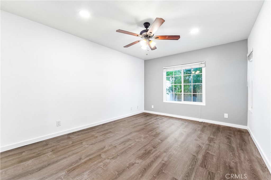 501 77 Stone Harbor Circle