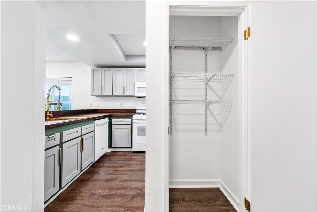 501 77 Stone Harbor Circle