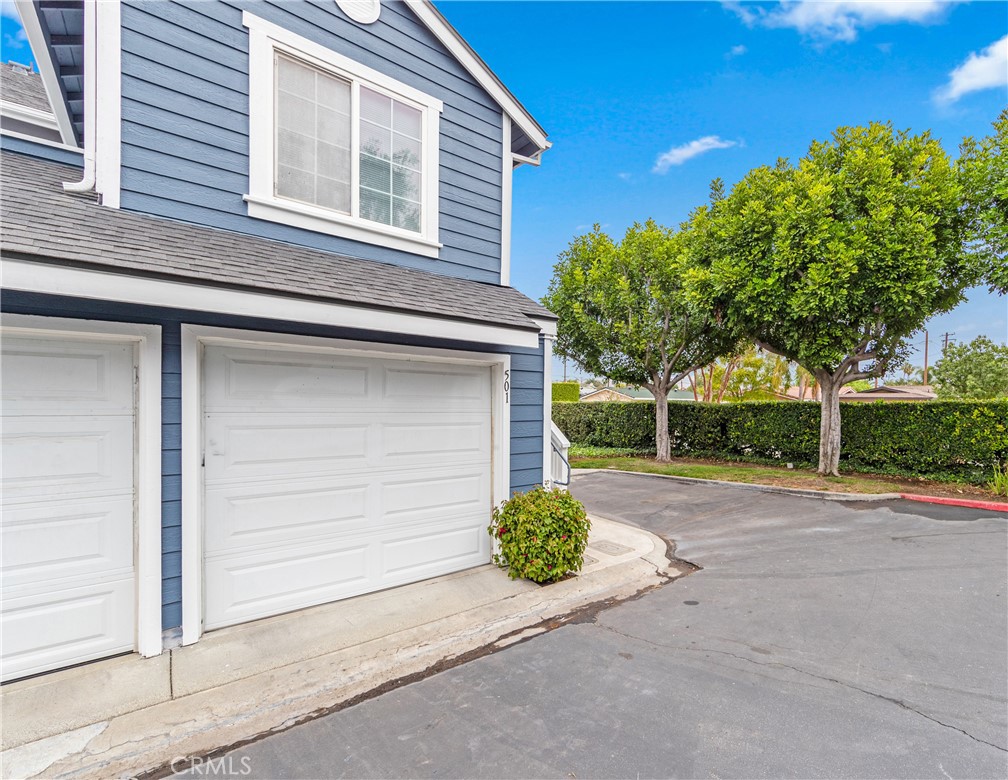 501 77 Stone Harbor Circle