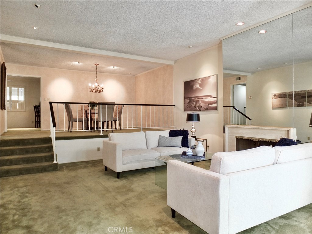 1140 Palo Verde Avenue