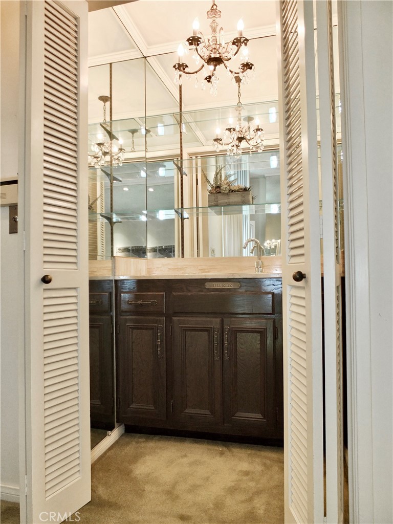 1140 Palo Verde Avenue