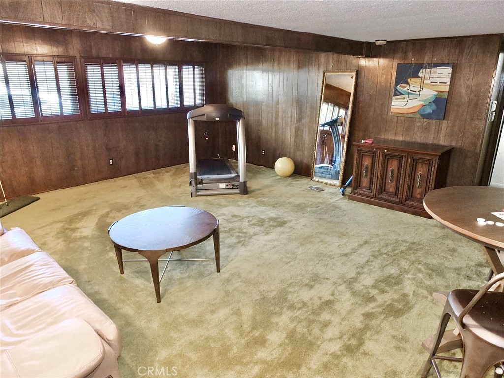 1140 Palo Verde Avenue