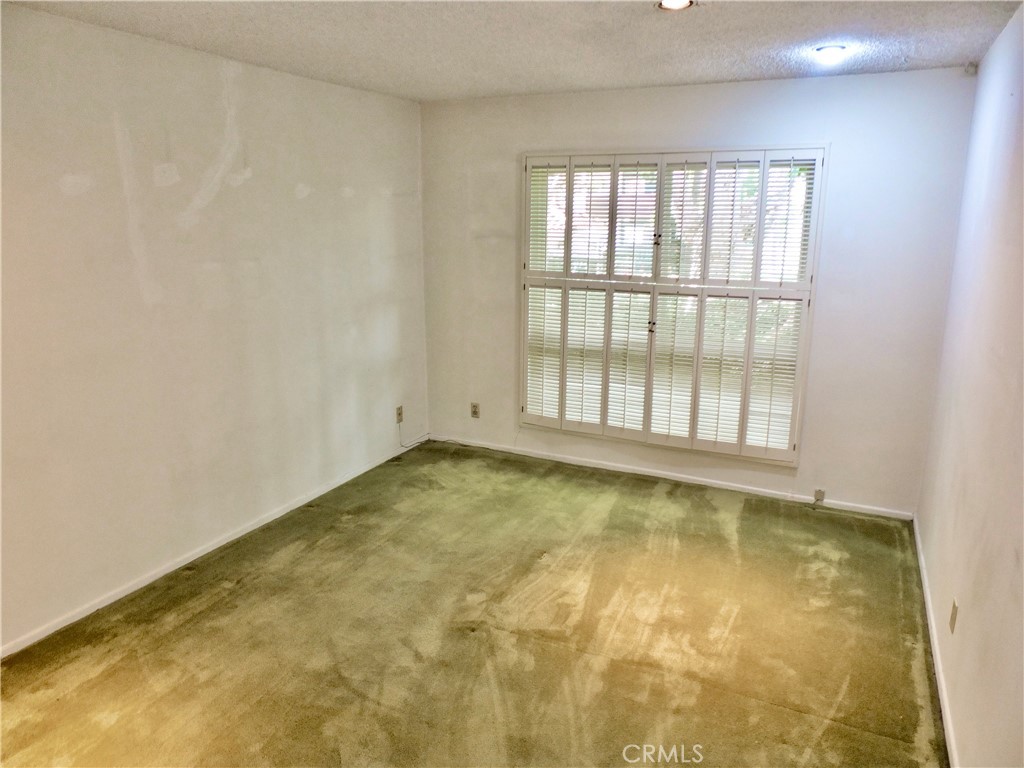 1140 Palo Verde Avenue