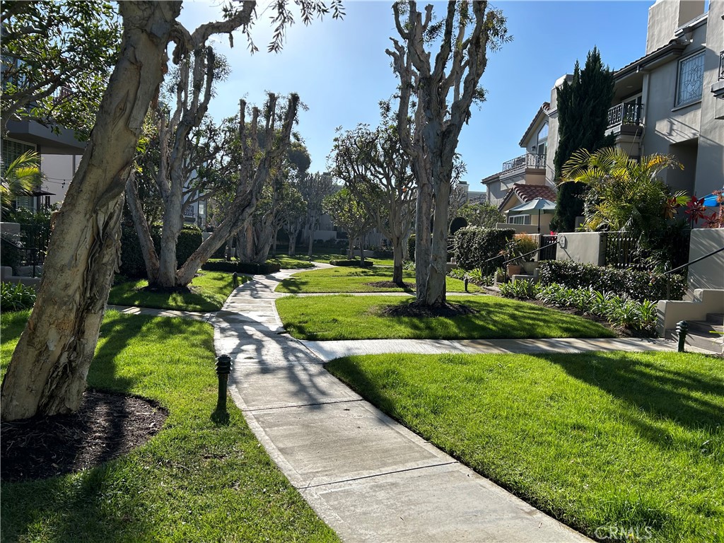 19286 Wingedfoot Circle