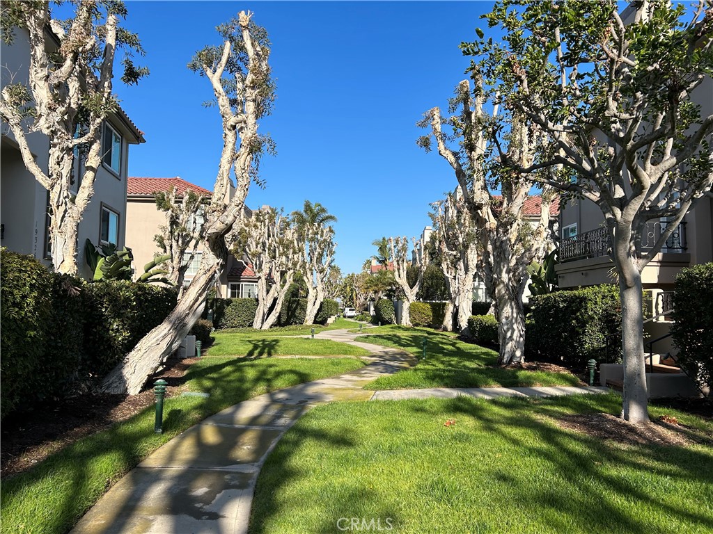 19286 Wingedfoot Circle