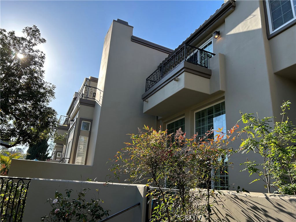 19286 Wingedfoot Circle