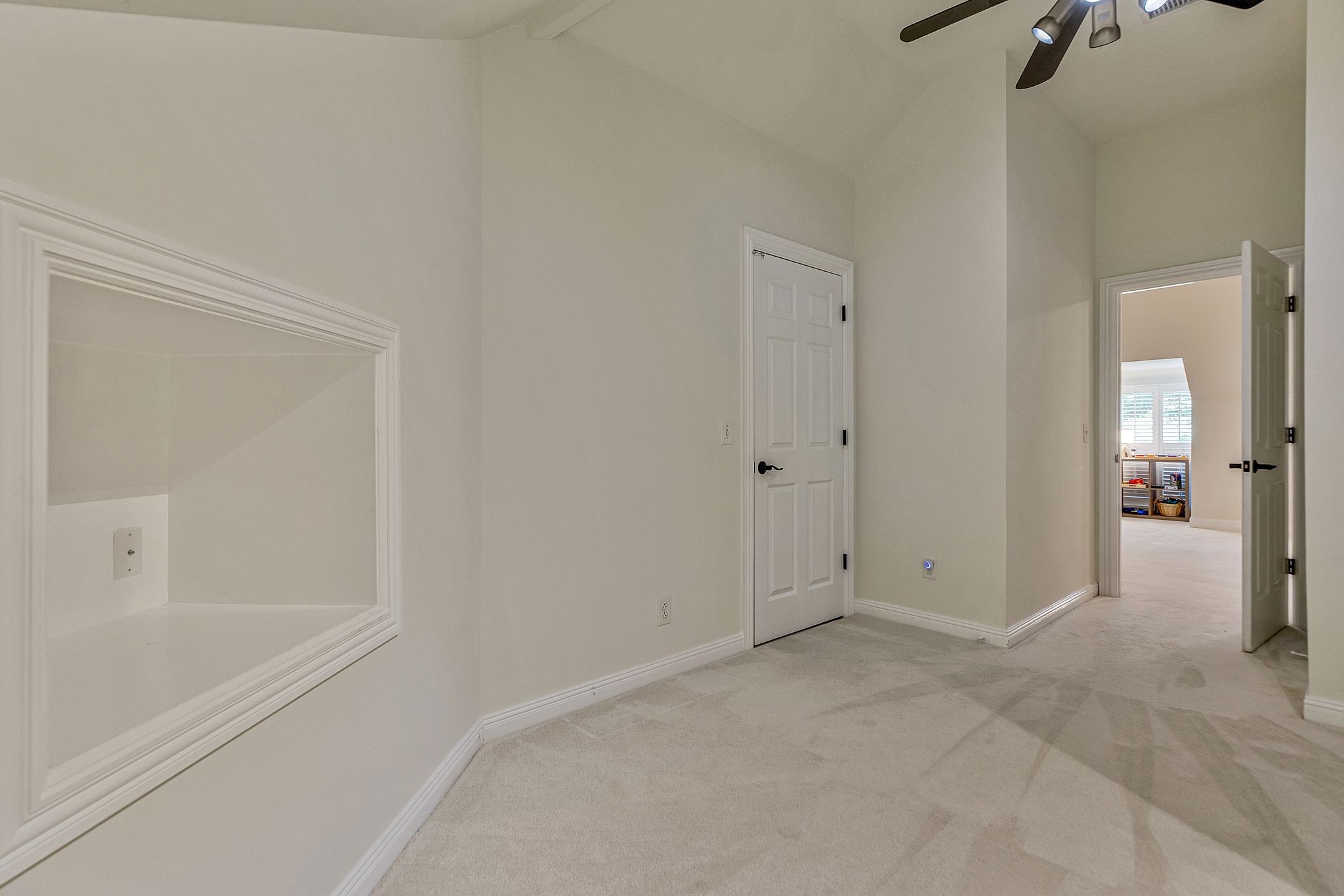 1506 Avellino Circle