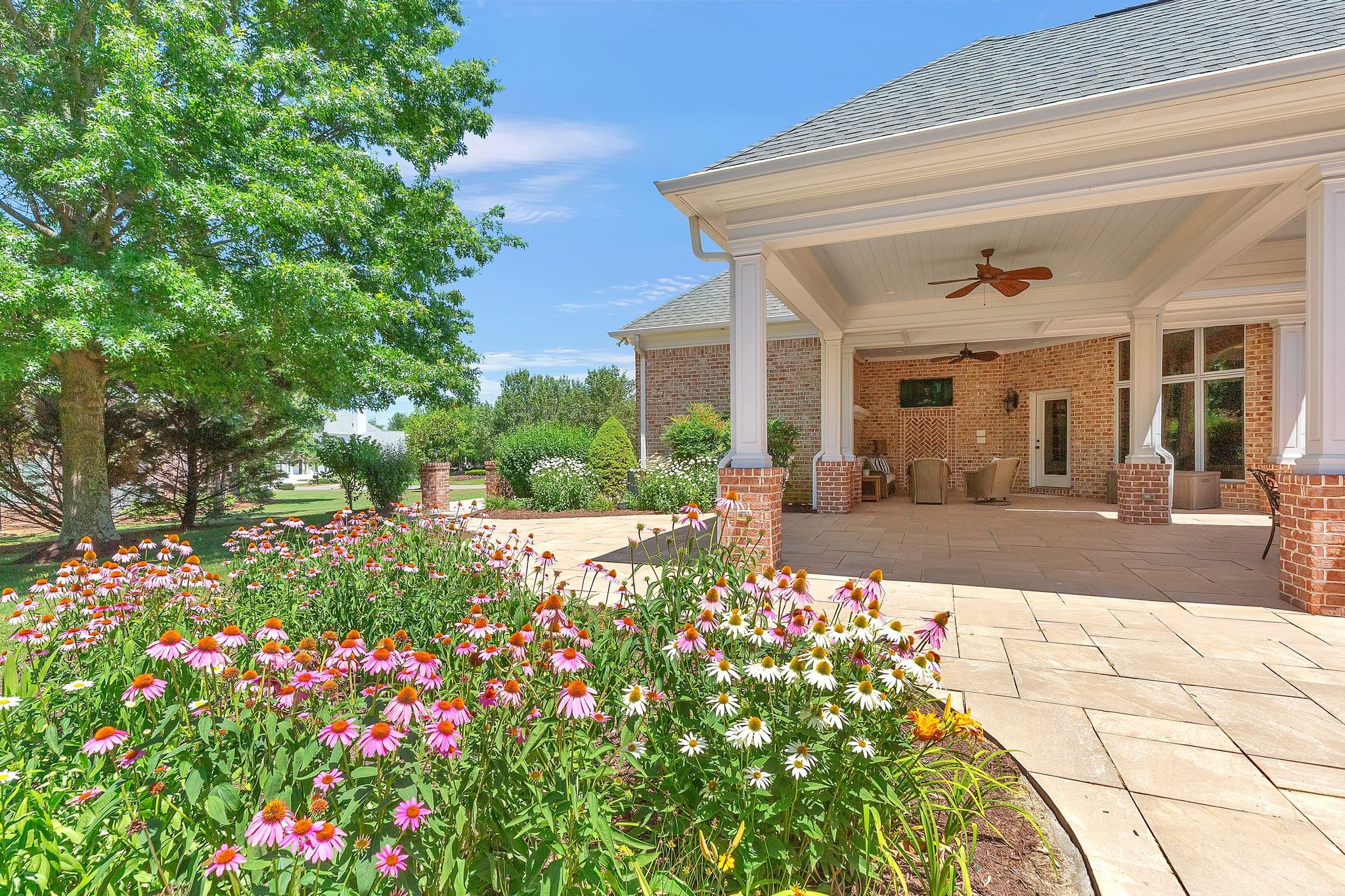 1506 Avellino Circle